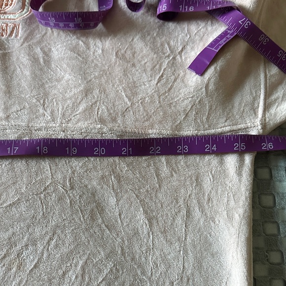 Walt Disney World Velour Embroidered Flower Spirit Jersey 🌼 🪴 ☀️ - Picture 8 of 9